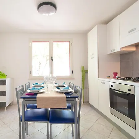 Locazione Turistica Villa Cotriero Pool Holiday home